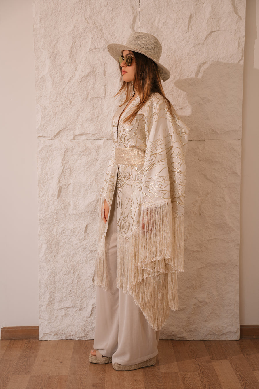 CREAM BROCHARD PONCHO